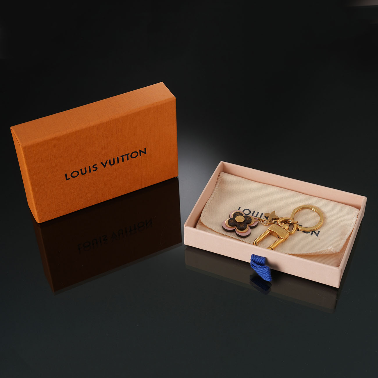 LOUIS VUITTON(USED)루이비통 M63085 브루밍 플라워 키링